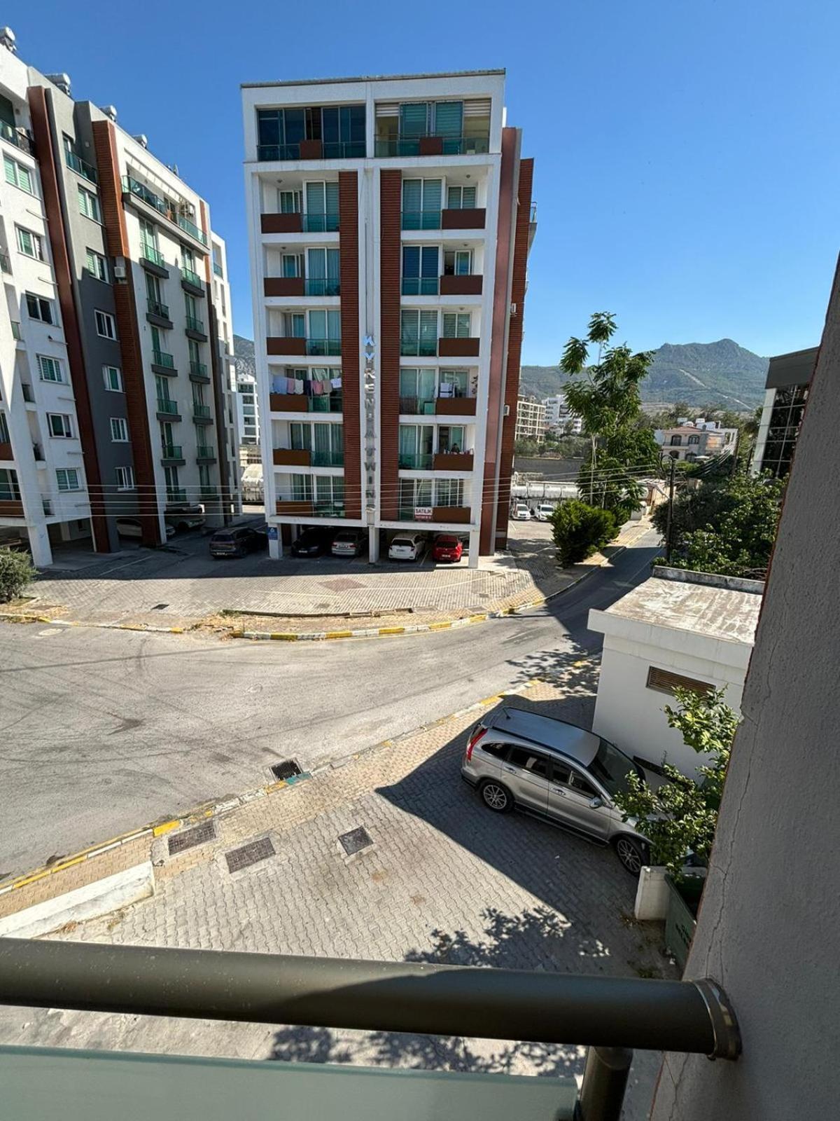 Kyrenia Central 2+1 Eksteriør billede